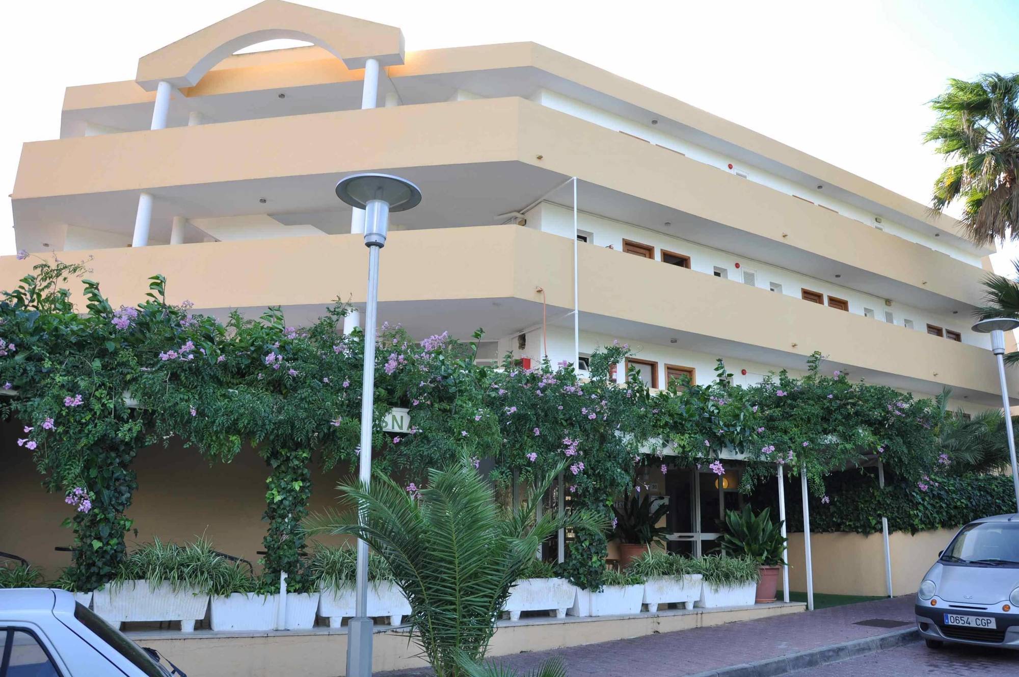 Alper Apartments Mallorca Palma Nova  Zewnętrze zdjęcie